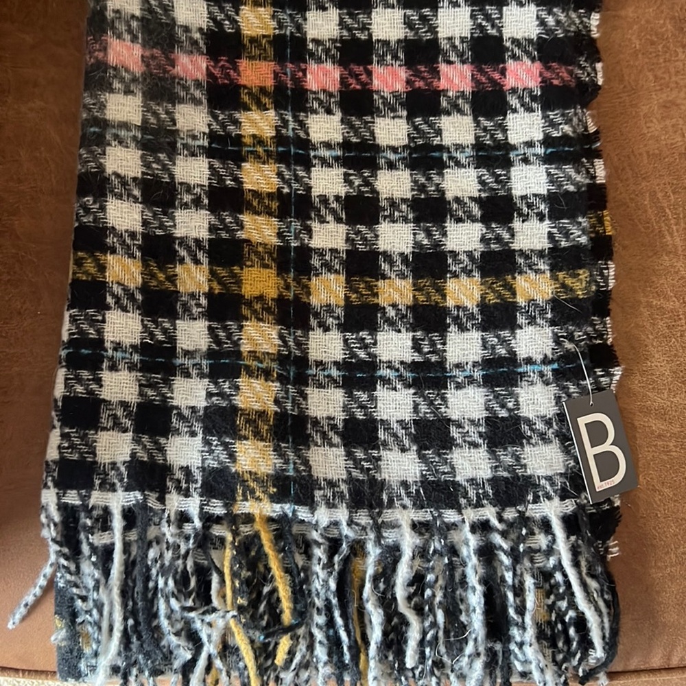 ModCloth Plaid Scarf *tags still on*